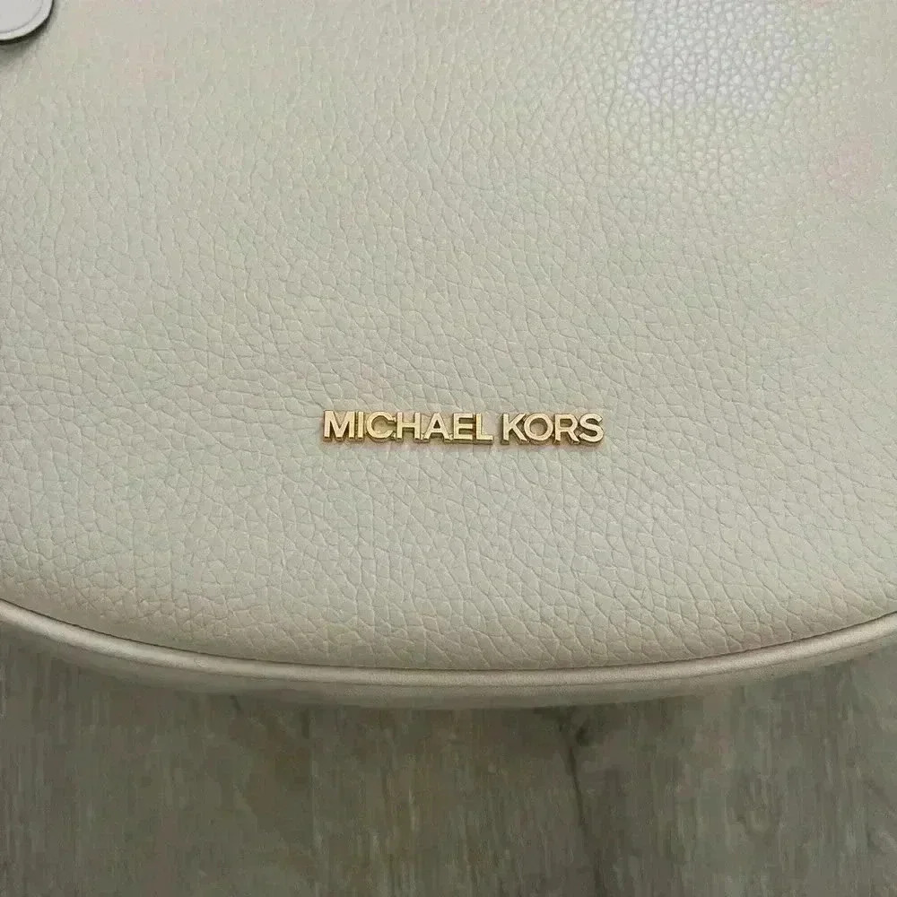MICHAEL KORS - Dover Large Signature Logo Shoulder Bag - Picture 3 of 9